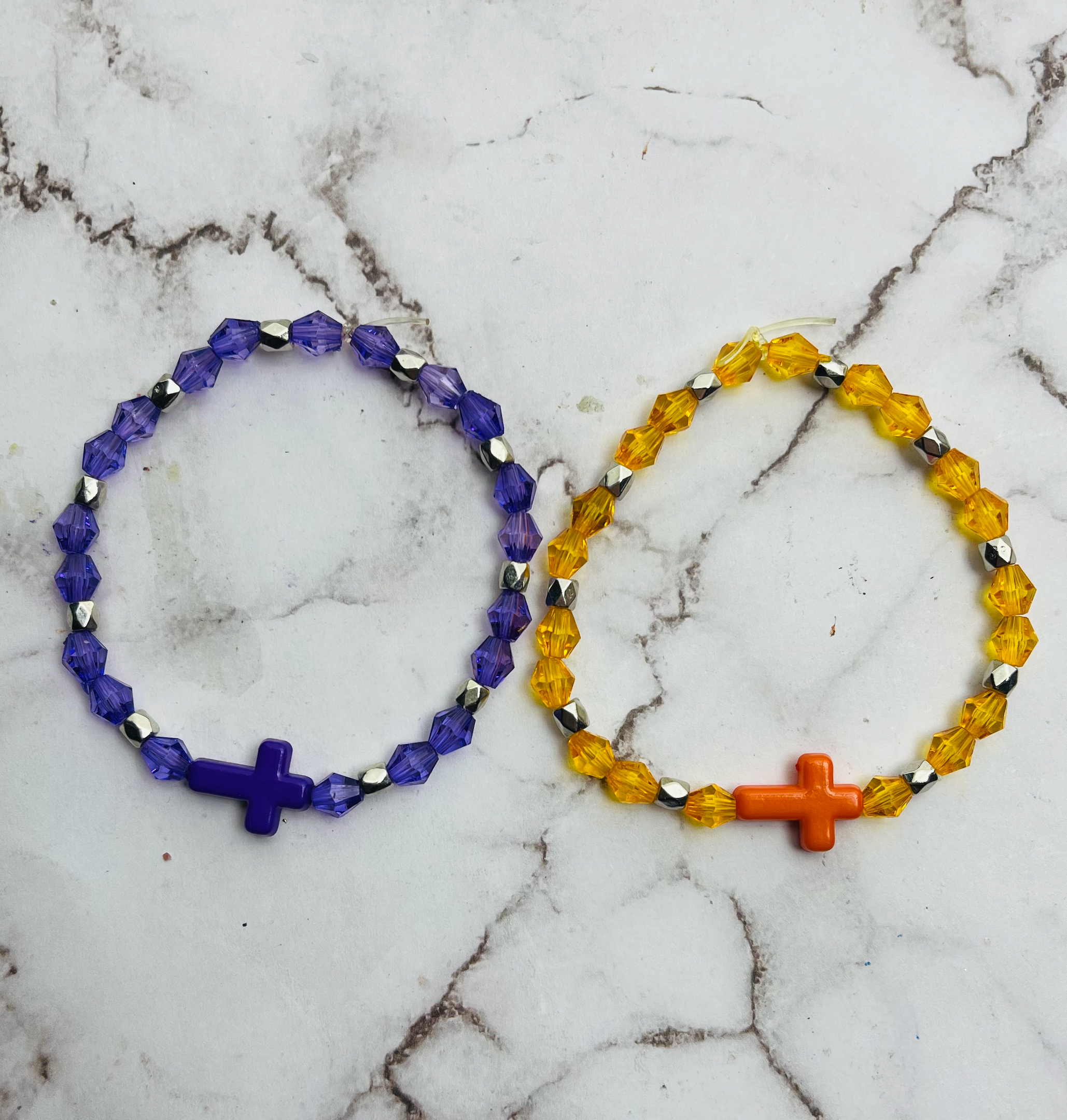 Cross Bracelets/Pulsera De Cruzes
